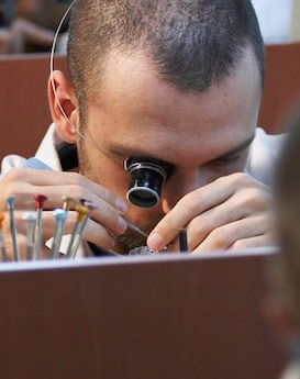 安尼塔·阿普里尔-北京宇舶维修中心制表师