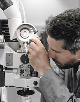 辛迪·克莱门特-郑州宇舶维修中心制表师