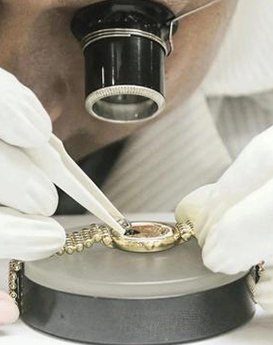 波菲里奥·琼斯-上海宇舶维修中心制表师