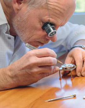 詹姆士·约翰森-武汉宇舶维修中心制表师